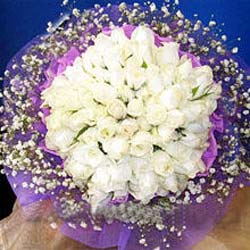71 adet beyaz g�l buketi  