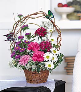  Ulus Ankara yurti�i ve yurtd��� �i�ek sipari�i  sepet i�erisinde karanfil gerbera ve kir �i�ekleri