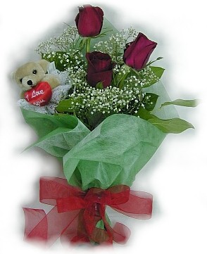 3 adet g�l ve k���k ayicik buketi  Ulus Ankara g�venli kaliteli h�zl� �i�ek 