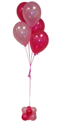 Sevdiklerinize 17 adet u�an balon demeti yollayin.  Ulus Ankara 14 �ubat sevgililer g�n� �i�ek 