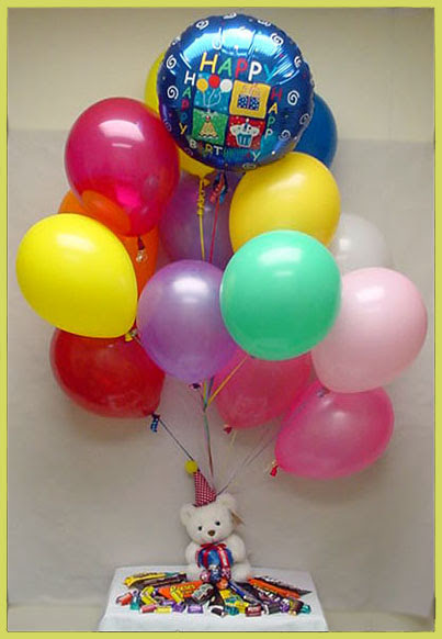  Ulus Ankara 14 �ubat sevgililer g�n� �i�ek  Sevdiklerinize 17 adet u�an balon demeti yollayin.