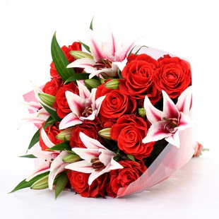  Ulus Ankara �i�ek ma�azas� , �i�ek�i adresleri  3 dal kazablanka ve 11 adet k�rm�z� g�l