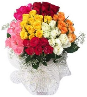  51 adet farkl� renklerde g�l buketi