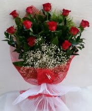 11 adet k�rm�z� g�lden g�rsel �i�ek 