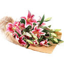  4 adet pembe lilyum buketi 