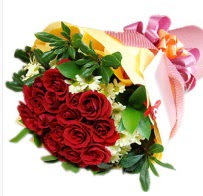 12 adet k�rm�z� g�l ve papatyalar  Ulus Ankara �nternetten �i�ek sipari�i 