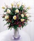  Ulus Ankara çiçek online çiçek siparişi  11 adet beyaz kaliteli güller