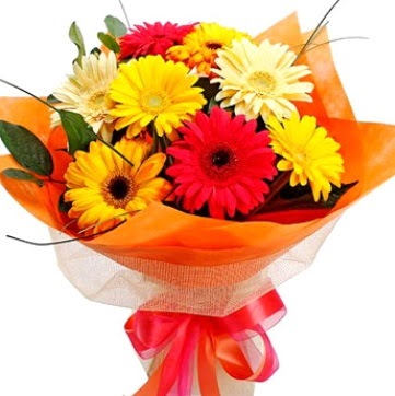9 adet kar���k gerbera buketi 