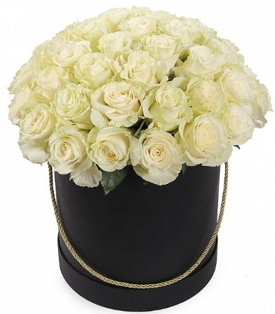 33 adet beyaz gül özel kutuda isteme çiçeği  Ulus Ankara hediye sevgilime hediye çiçek 